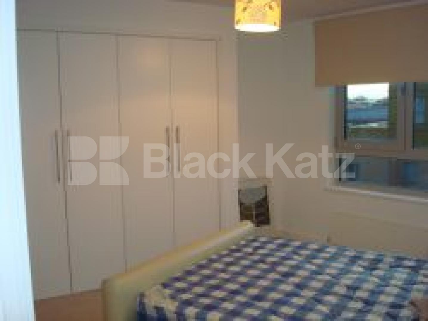 			MUST SEE !!!!!!!, 2 Bedroom, 1 bath, 1 reception Flat			 Buckler Crt Eden Grove, HOLLOWAY